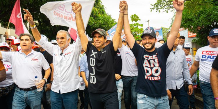 Multitudinario evento desde la cancha la Magdalena con el candidato al Concejo, Samir Radi Chemas.