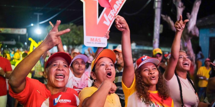 Durante cierres de campaña, la gente ratificó apoyo multitudinario a Eduardo Verano