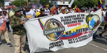 Veteranos de la Fuerza Pública convocaron a nuevas marchas contra el Gobierno de Petro