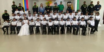 Graduados 58 niños, niñas y adolescentes como cívicos infantiles y juveniles