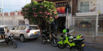 Lanzan extraño paquete contra vivienda del candidato a la alcaldía de Soledad, Joao Herrera