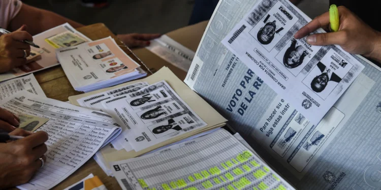 Gobierno Petro ofrece recompensa de hasta $5 millones por denunciar compra de votos
