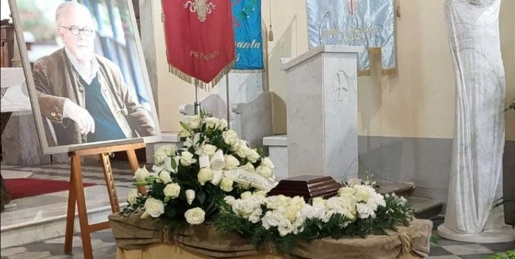 A su segunda patria, Pietrasanta, llegan la cenizas del maestro Fernando Botero para su despedida