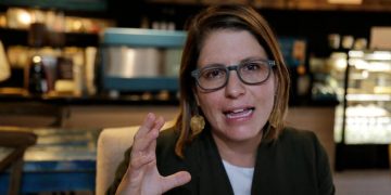 “Terna para Corte Constitucional no cumple con criterio de independencia”: Américas de HRW