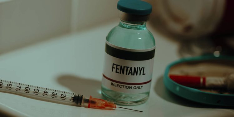 Cayó en Bogotá el primer vendedor al menudeo de Fentanilo, la ‘droga zombie’