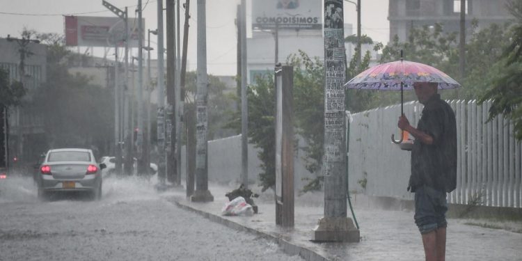 Ideam advierte sobre posible ciclón tropical: pasó del 60% al 80% en el Caribe