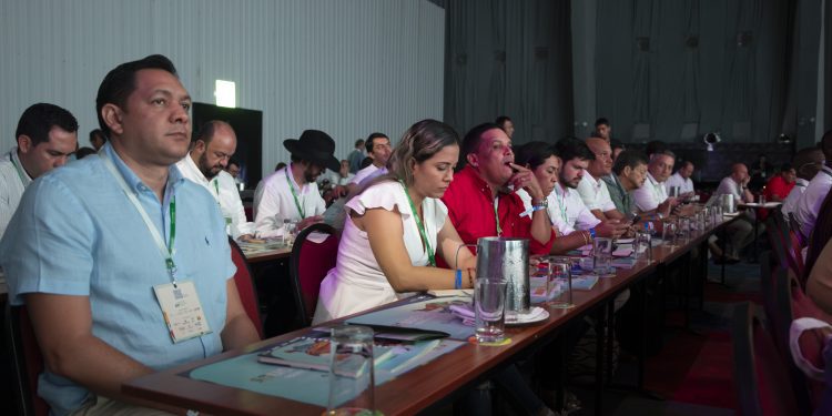 Findeter lanza ‘Transformando Regiones’, iniciativa para acompañar a mandatarios electos en la financiación y ejecución de proyectos