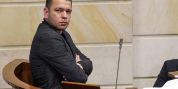 “No vamos a votar como partido de Gobierno”: senador Jota Pe Hernández