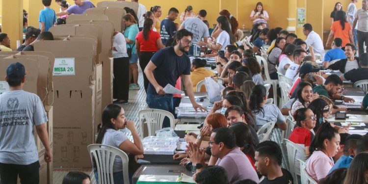 En Barranquilla, candidatos a Concejo, Asamblea y JAL exigen conteo voto a voto
