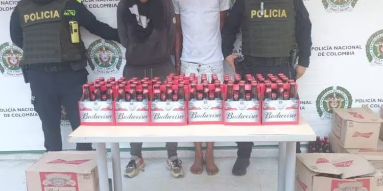 Saqueo tras accidente: Dos detenidos por robar cervezas de camión siniestrado en Tasajera