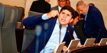 Wadith Manzur denuncia falta de apoyo del Gobierno al partido conservador y rechaza campaña de desprestigio