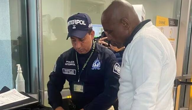 Extraditan a EE.UU. a Omar Ambuila, exfuncionario de la Dian