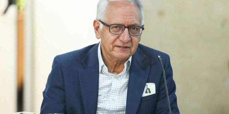 “Si la plata no alcanza, habrá que pensar en más impuestos”: MinSalud