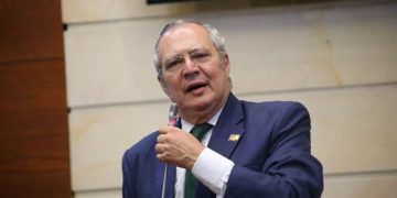 Luego de las elecciones, presidente del Congreso retoma debate de reformas a la salud, laboral y pensional