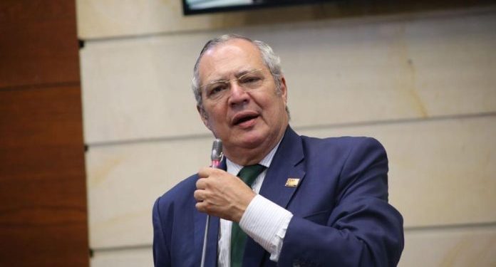 Luego de las elecciones, presidente del Congreso retoma debate de reformas a la salud, laboral y pensional