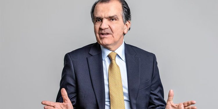 Fiscalía presentó escrito de acusación contra Óscar Iván Zuluaga y su entonces gerente de campaña