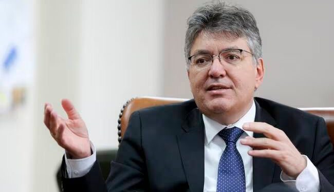 “Dos trimestres más y tenemos que cantar la recesión”, asegura exMinHacienda Mauricio Cárdenas