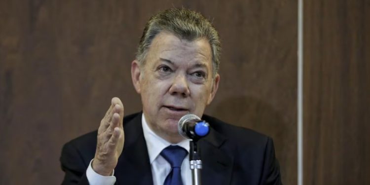 Santos calificó como un “error” el cese al fuego con el ELN
