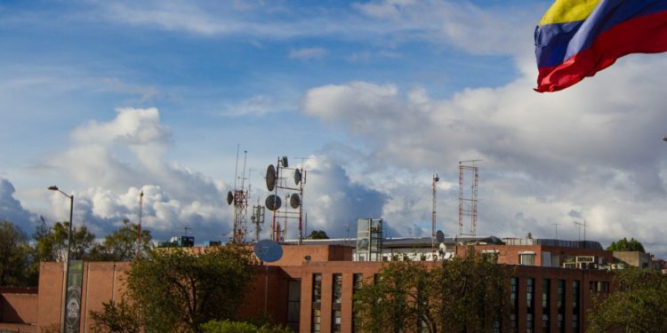 Abren investigación por presuntas irregularidades en contrato firmado por la Agencia Nacional de Tierras con RTVC por $15.000 millones