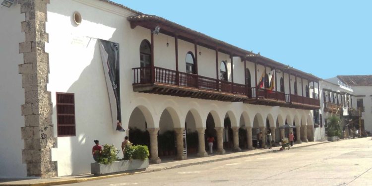 Investigación a directora de Talento Humano de la alcaldía de Cartagena por presuntas irregularidades en nombramiento de funcionarios