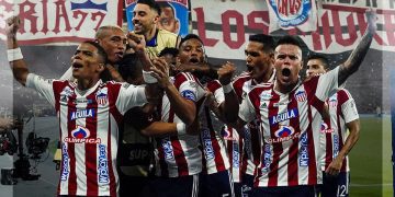 Junior sin margen de error: Arturo Reyes ya tiene definida la formación titular para enfrentar a Águilas Doradas, ¿Jugará Homer Martínez desde el inicio?