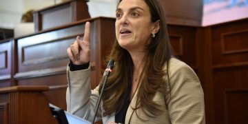 Abudinen lanzará libro y encenderá el ventilador sobre lo que pasó con Centros Poblados