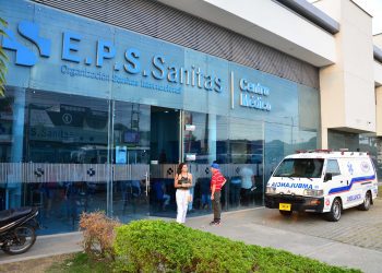 Sanitas anunció cambio en la entrega de medicamentos: Audifarma reemplazará a Cruz Verde