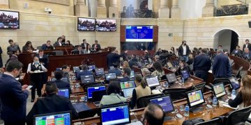 “Reforma a la salud abre puerta a cartelización y quiebra del sistema”, denuncian congresistas