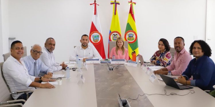 “En Consejo Superior de Uniatlántico, aprobamos 250 nuevos cupos para que más jóvenes de los municipios estudien una carrera universitaria”: Elsa Noguera