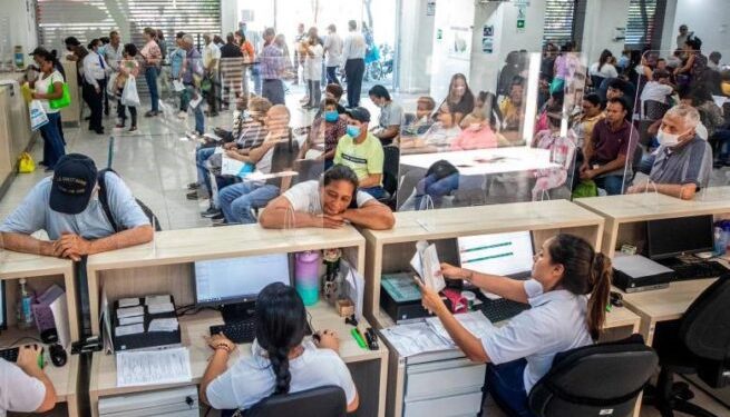 Procuraduría requirió al Ministro de Salud efectuar los pagos de presupuestos máximos de este año y ajustes 2022 a las EPS