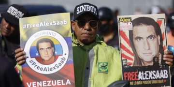 Oposición en Colombia critica la liberación de Álex Saab por parte de EE.UU.