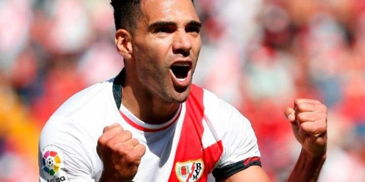 Golazo de Falcao para darle la victoria y clasificación al Rayo Vallecano en la copa del Rey.