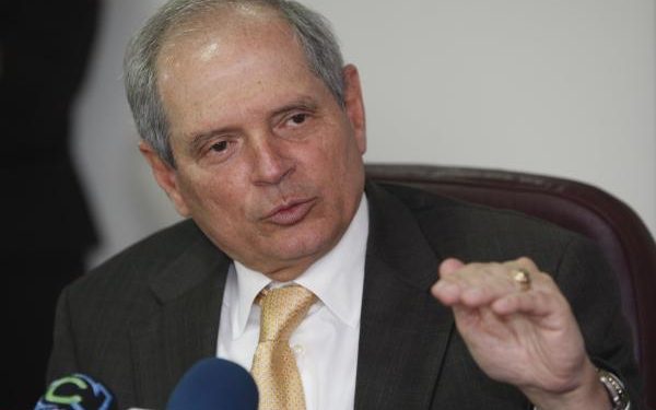 Murió a los 81 años Hernán Martínez Torres, exministro de Minas del Gobierno Uribe