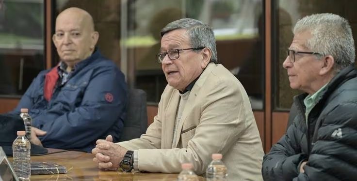 Pablo Beltrán, jefe delegado del ELN, anuncia liberación de secuestrados y prórroga de cese al fuego