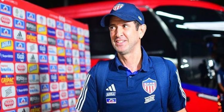 “Vamos a jugar dos partidos importantes para la ciudad y los junioristas”, Arturo Reyes tras la clasificación de Junior a la final del FPC