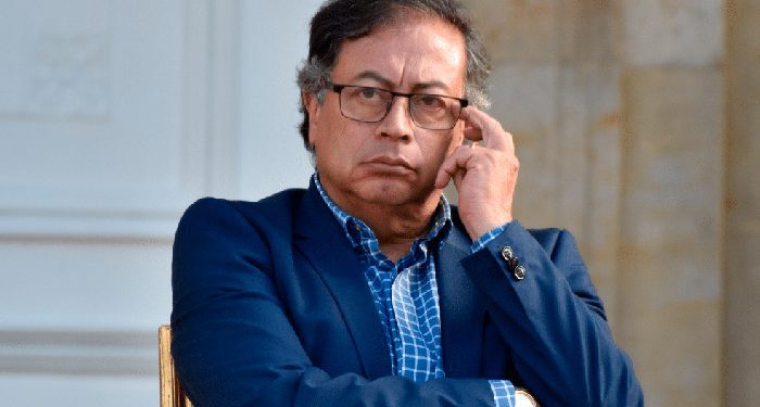 Comisión de Acusación ordena abrir investigación previa contra Petro