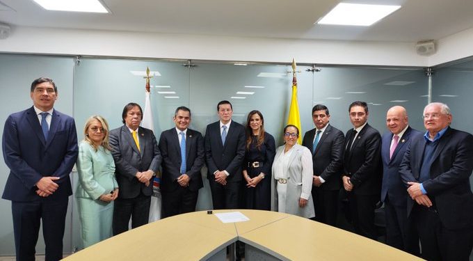 Hernán Penagos se posesionó como nuevo Registrador Nacional ante el CNE