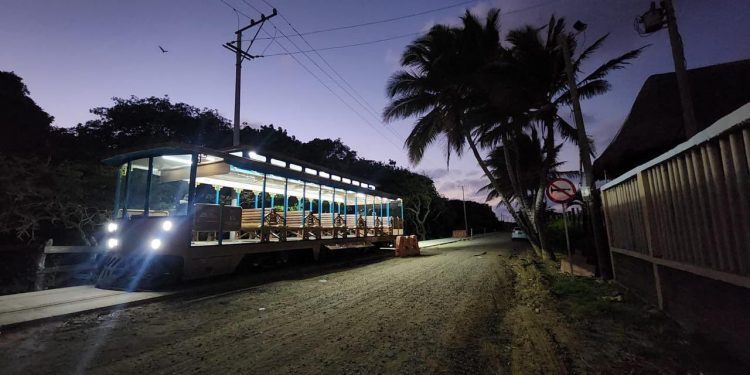 ¡El tren turístico de Bocas de Ceniza está pidiendo vía!