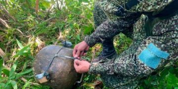 Muere indígena y su hija resulta herida al explotar mina antipersonal en Chocó