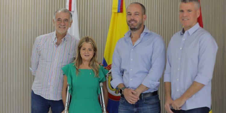Gobernadora del Atlántico presentó al gobernador electo proyecto de cacao en Suan y Santa Lucía