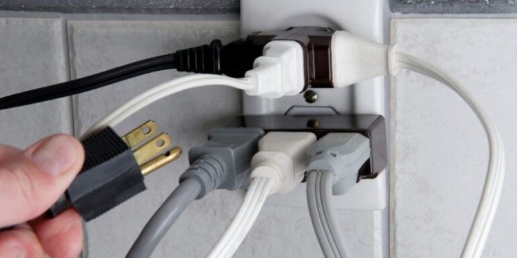 Air-e hace llamado a conectarse de manera segura y legal en Navidad