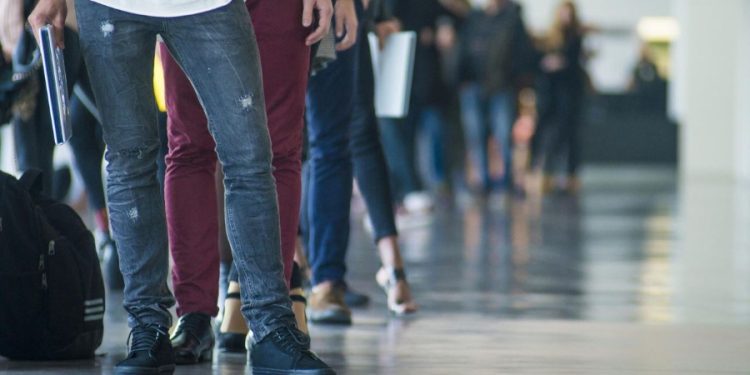 Colombia reduce el desempleo al 9% en noviembre