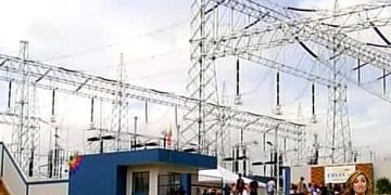 Ecuador reduce horas de racionamientos tras compra de energía a Colombia