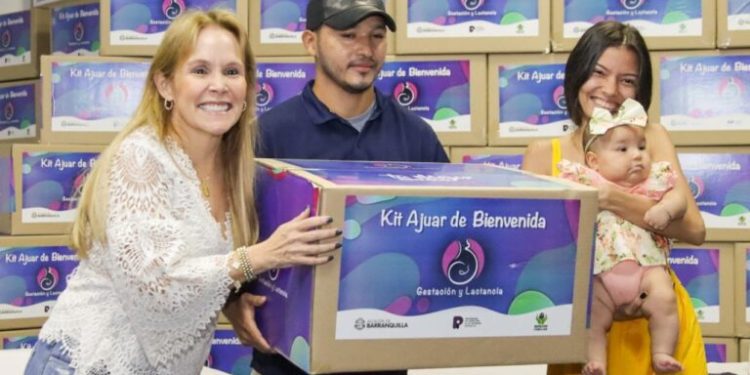 900 madres de la modalidad familiar del programa de Primera Infancia reciben kits de bienvenida para sus bebés