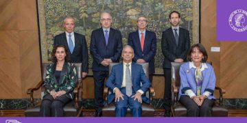 Petro insta a la Junta del Emisor a reducir aún más la tasa de interés nacional ante nueva realidad económica