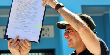 Alcalde Alejandro Char inaugura el Carnaval de Barranquilla con aumento de recursos y ceremonia de izamiento de bandera