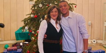 ”50-50? ¡Nunca en la vida! No te doy el cincuenta por ciento, yo soy el que anota”: Kylian M’bappé a su madre quien también es su representante