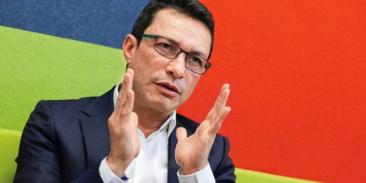 Reabren investigación contra Caicedo, ahora por participar en foro político