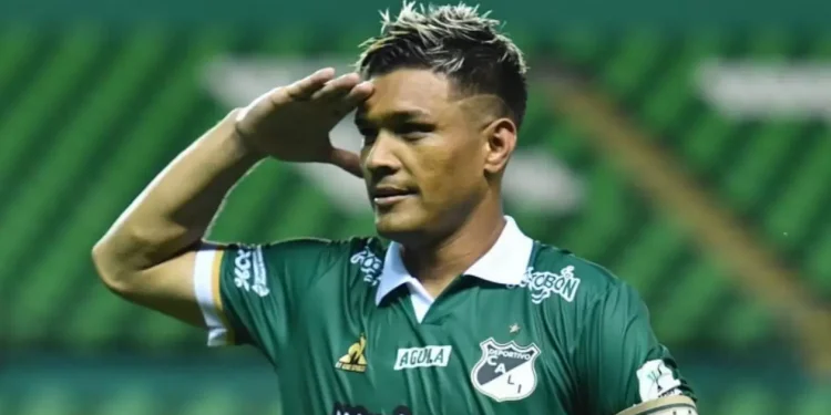 El presidente de César Vallejo FC de Perú aseguró que tiene en sus planes a Teófilo Gutiérrez