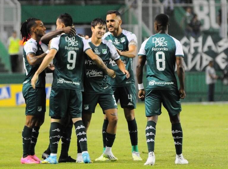 Jugadores y Técnico del Deportivo Cali fueron amenazados de muerte por las barras bravas